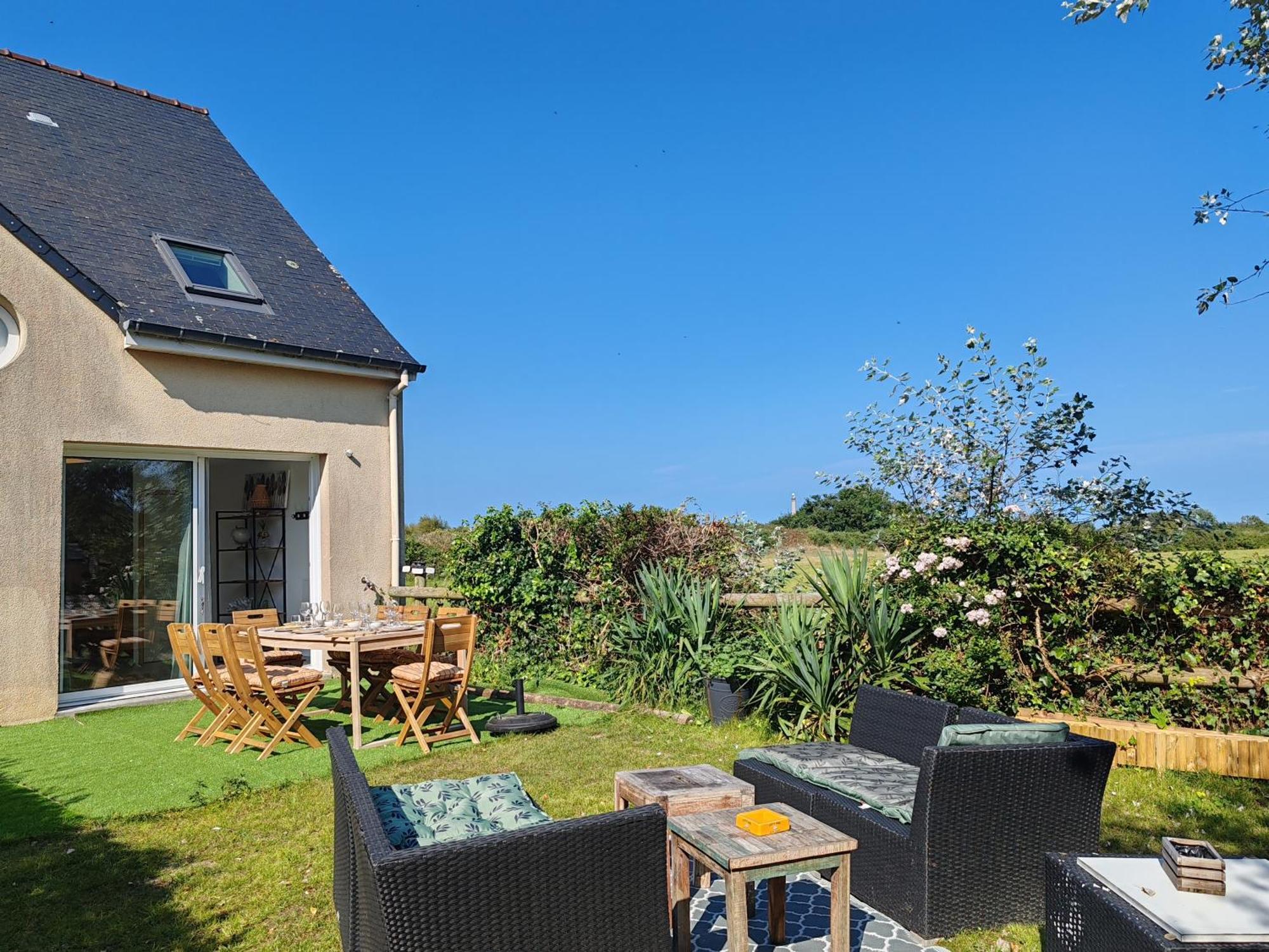 Holiday home La Maison Entre Terre & *